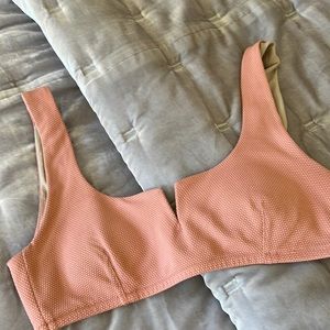 Lululemon bra 6